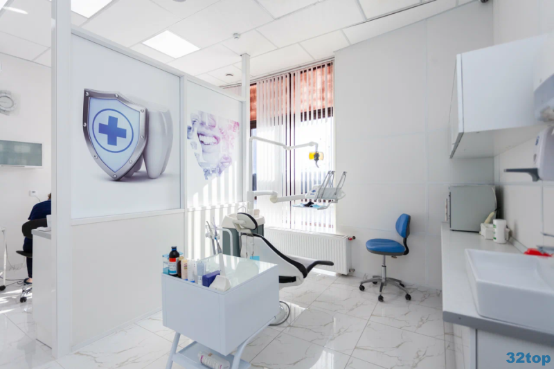 Стоматологическая клиника 32 CLINIC (32 КЛИНИК) на Бородинской