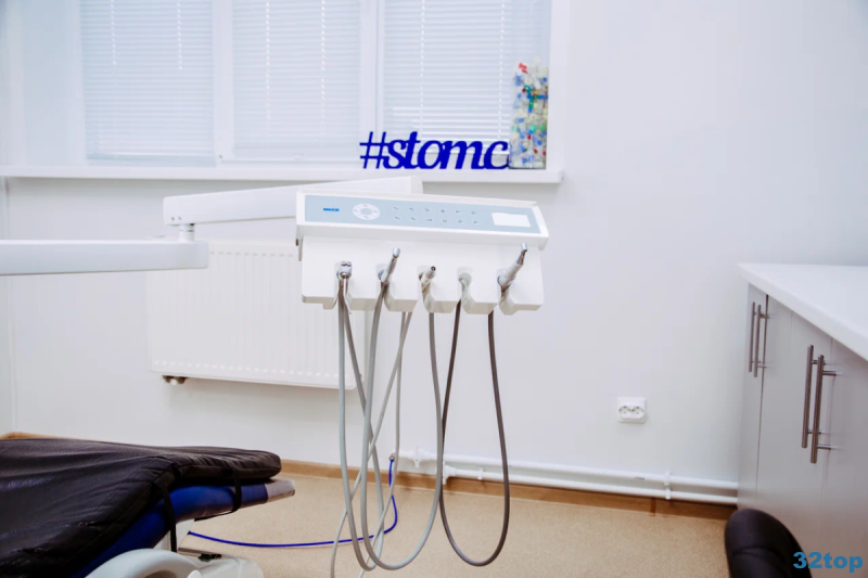 ЦЕНТР ЭСТЕТИЧЕСКОЙ СТОМАТОЛОГИИ STOMCES (CТОМСЕС) 