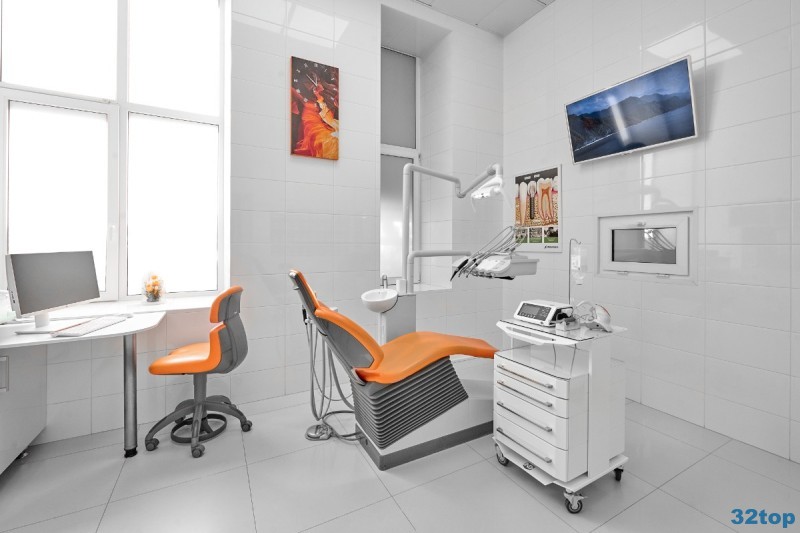 Стоматология CHARISMA (ХАРИЗМА)