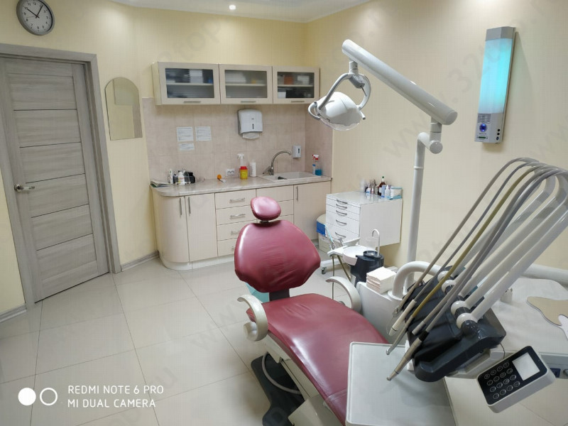 Стоматологическая клиника STAR-DENTAL (СТАР-ДЕНТАЛ) 