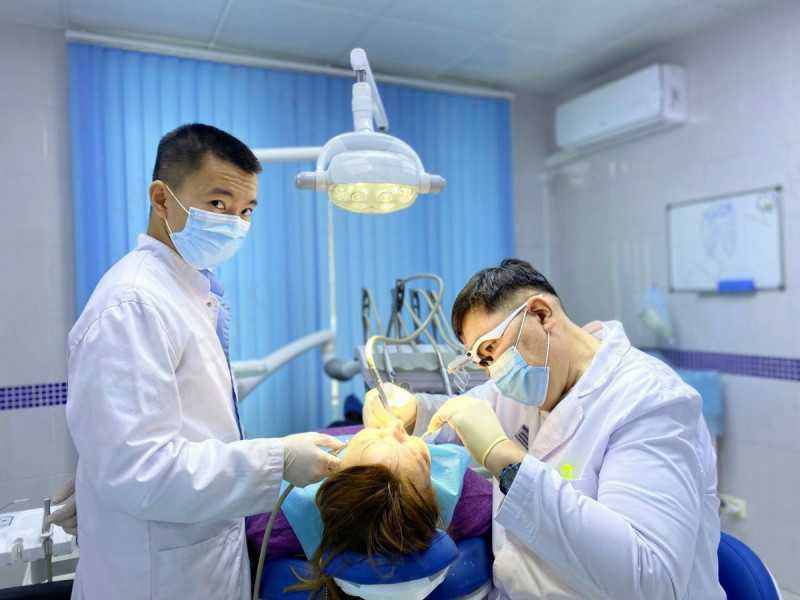 Стоматологическая клиника НОМИ ДЕНТ