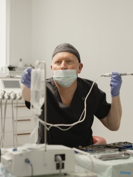 Стоматологическая клиника НАЗУБОК