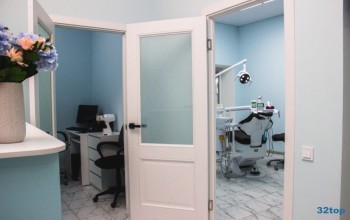 Стоматология ЭМИДЕНТ на Пионерском