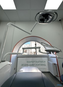 Центр имплантации и протезирования СТОМАГРАД м. Лиговский проспект