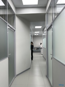 Центр имплантации и протезирования СТОМАГРАД м. Лиговский проспект