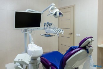 Сеть стоматологических клиник ЭСКУЛАП на Индустриальной