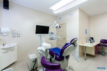 Сеть стоматологических клиник ЭСКУЛАП на Индустриальной