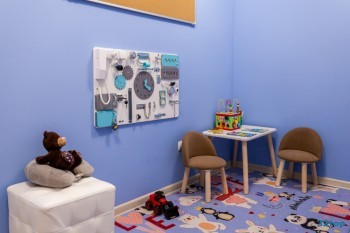 Сеть стоматологических клиник ЭСКУЛАП на Индустриальной