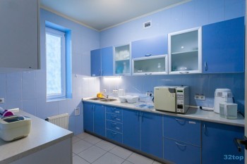 Сеть стоматологических клиник ЭСКУЛАП на Индустриальной