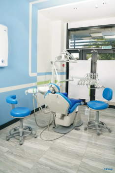 Сеть стоматологических клиник ЭСКУЛАП на Уральской