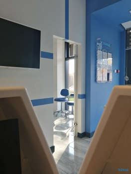 Сеть стоматологических клиник ЭСКУЛАП на Уральской