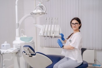 Сеть стоматологических клиник СТУДИЯ ЭСТЕТ НА ОДЕССКОЙ м. Севастопольская