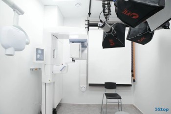 Стоматологическая клиника CELEBRITY CLINIC м. Горьковская