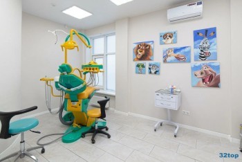 Стоматологическая клиника FAMILY SMILE (ФЭМИЛИ СМАЙЛ)