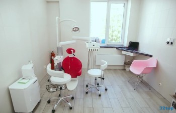 Стоматология СЕМЕЙНЫЙ СТОМАТОЛОГ на Франкфурта