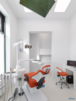 Стоматология ПАЛИТРА м. Лухмановская