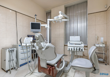 КЛИНИКА ДОКТОРА РААДА на Льва Толстого