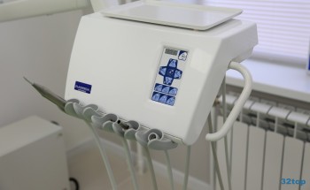 Стоматологическая клиника DEMOKRAT (ДЕМОКРАТ)