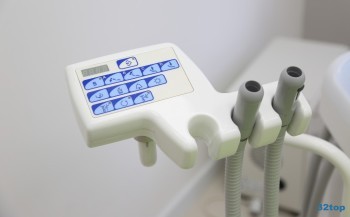 Стоматологическая клиника DEMOKRAT (ДЕМОКРАТ)