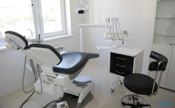 Стоматологическая клиника DEMOKRAT (ДЕМОКРАТ)