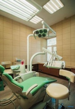 Центр семейной стоматологии ЗДРАВУШКА на Московской