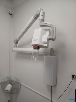 Сеть стоматологических клиник ФАКТОР УЛЫБКИ на Сиреневом