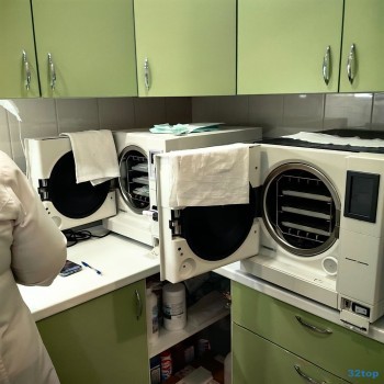 Сеть стоматологических клиник ФАКТОР УЛЫБКИ на Народного Ополчения