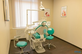 Сеть стоматологических клиник ФАКТОР УЛЫБКИ на Будапештской