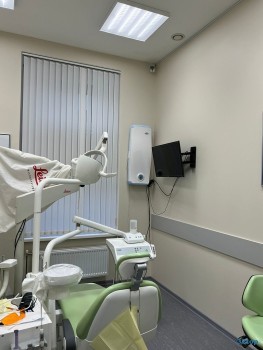 Сеть стоматологических клиник ФАКТОР УЛЫБКИ на Варшавской