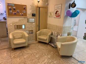 Сеть стоматологических клиник ФАКТОР УЛЫБКИ на Коломяжском