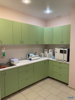 Сеть стоматологических клиник ФАКТОР УЛЫБКИ на Народного Ополчения