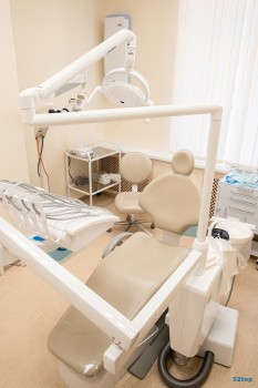 Сеть стоматологических клиник ФАКТОР УЛЫБКИ на Пятилеток