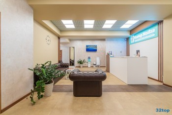 Сеть стоматологических клиник ФАКТОР УЛЫБКИ на Пятилеток