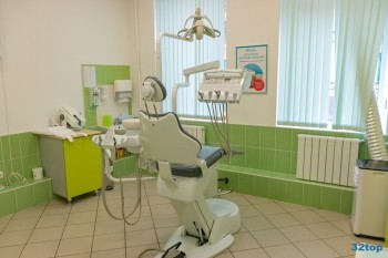 Сеть стоматологических клиник ФАКТОР УЛЫБКИ на Разъезжей