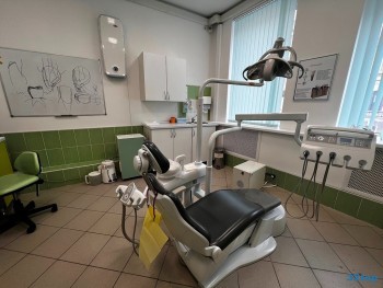 Сеть стоматологических клиник ФАКТОР УЛЫБКИ на Разъезжей