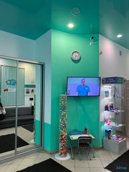 Сеть стоматологических клиник ФАКТОР УЛЫБКИ на Разъезжей