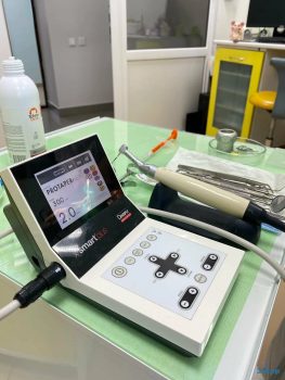 Стоматологическая клиника АКСИОМА УЛЫБКИ м. Площадь 1905 года