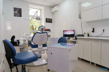 Стоматологическая клиника DENTAL CENTER (ДЕНТАЛ ЦЕНТР) на Ленина, 45