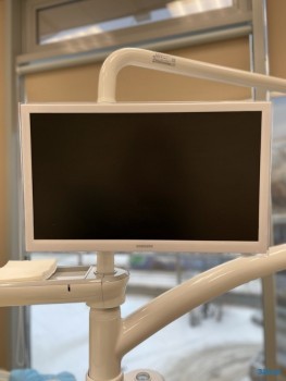 Современная стоматология ГЕЛИОСДЕНТ НА КУЗНЕЦОВА м. Уралмаш