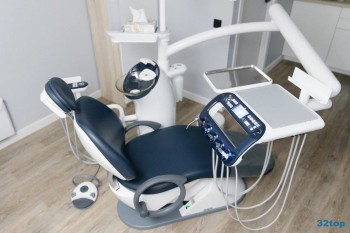 Стоматологическая клиника DENTAGRAFIA (ДЕНТАГРАФИЯ) м. Комендантский проспект