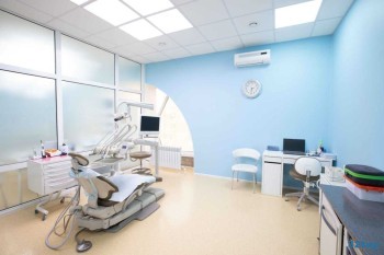 Центр современной стоматологии ВЭЛАДЕНТ на Каслинской