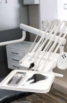 Стоматологическая клиника ДЕНТАЛОГИКА (DENTALOGICA)