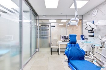 Сеть стоматологических клиник АЙСБЕРГ м. Ломоносовская