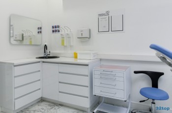 СЕМЕЙНАЯ СТОМАТОЛОГИЯ на Менделеева