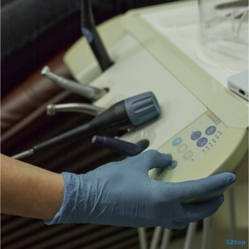 Стоматологическая клиника ЗНАКОМЫЙ ДОКТОР