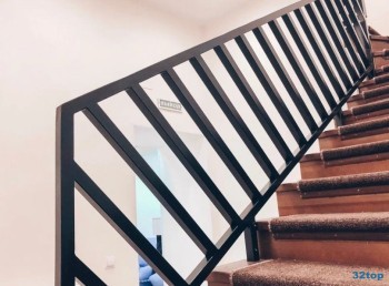 СТОМАТОЛОГИЯ ДОКТОРА ЛЮТИКОВА на Российской