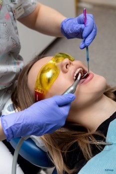 Стоматологическая клиника ГРАНАТ м. Октябрьская