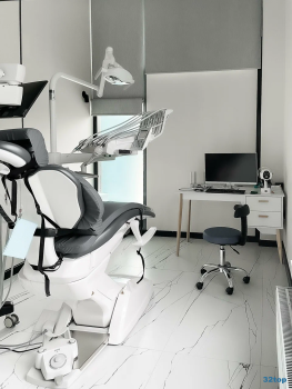 Стоматологический центр DR. KHARDIKOV (ДР. ХАРДИКОВ) м. Улица Милашенкова