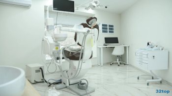 Сеть стоматологий ЛУЧШИЙ на ул. 3 Интернационала
