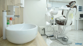 Сеть стоматологий ЛУЧШИЙ на ул. 3 Интернационала